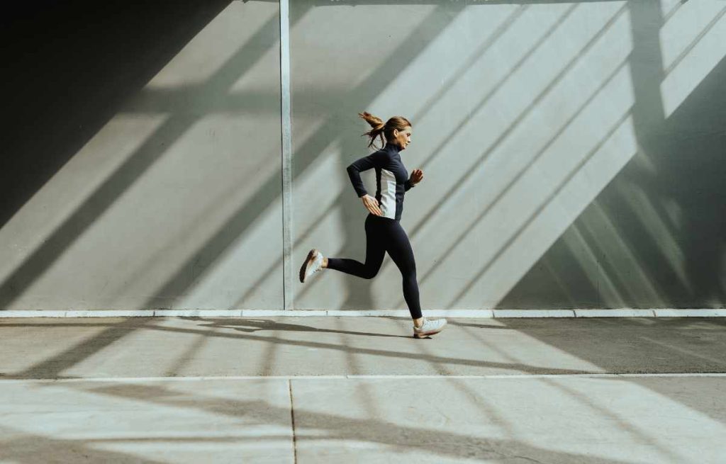 Zapatillas Running Ergonómicas Hombre: Ingeniería Biomecánica para el Atleta Peruano